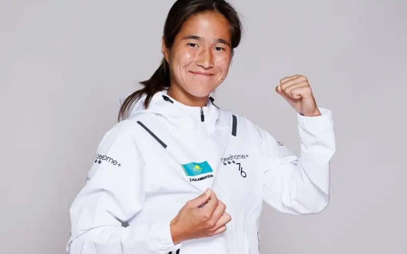 Жибек Куламбаева 