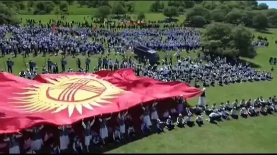 грузовик наехал на детей в Кыргызстане