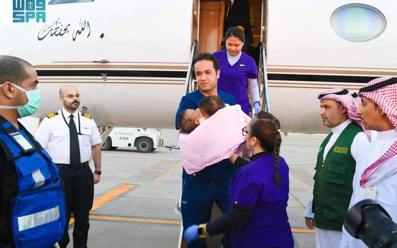 Filipino conjoined twins arrive in Riyadh for potential separation procedure