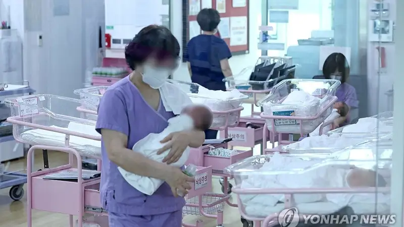 S. Korea's working-age population to dip nearly 10 mln by 2044 amid low births