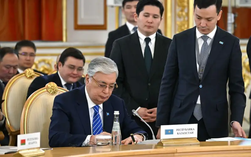 Казахстан поддерживает инициативу ЕЭК по развитию «четырех свобод» — Президент РК
