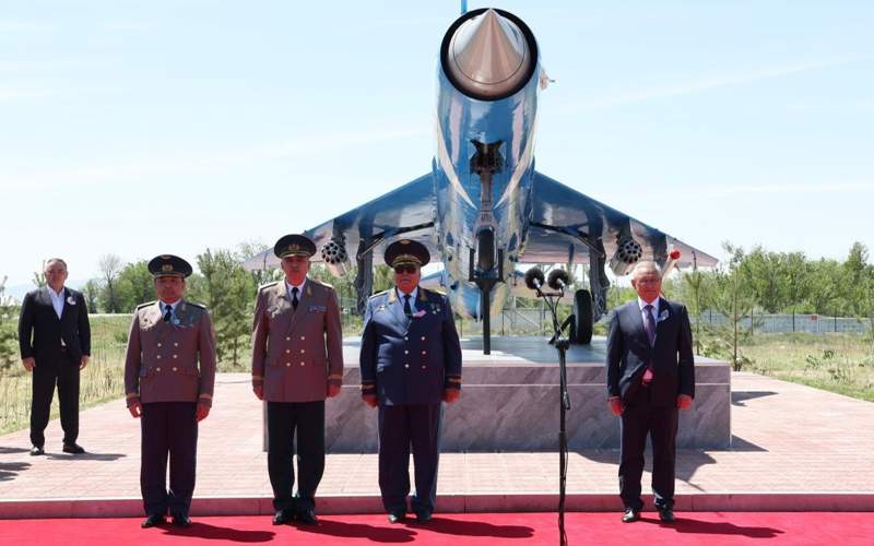 Талдыкорганской авиабазе присвоено имя легендарного летчика Сергея Луганского