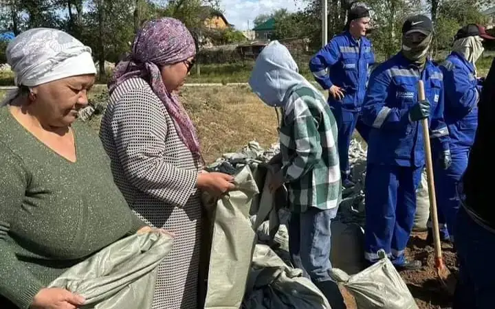 В Атыраускую область пришла большая вода 