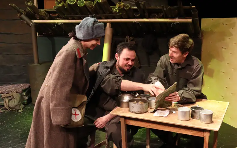 лирическая постановка «Синий платочек» костанайского театра