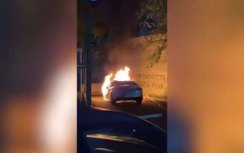 поджог машины