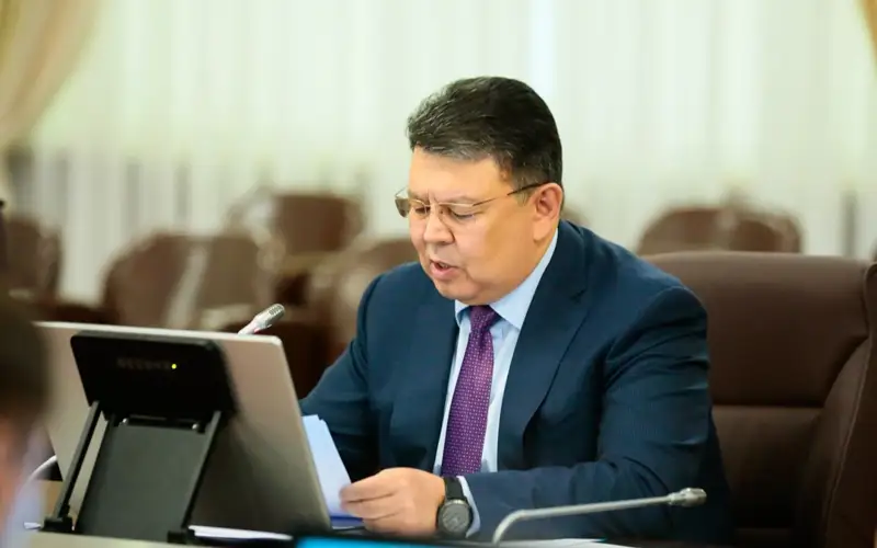 Канат Бозумбаев