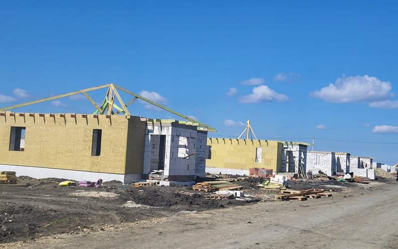 До 1 сентября завершат строительство 500 домов в Петропавловске