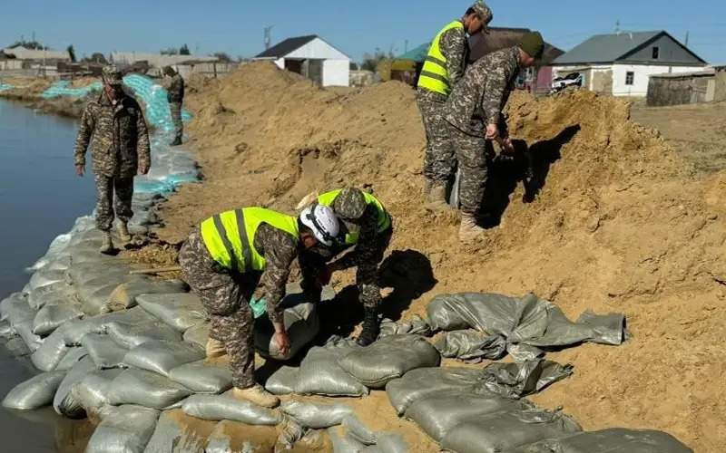 Flood-relief efforts ongoing in Kazakhstan, over 61,000 flood victims return their homes 