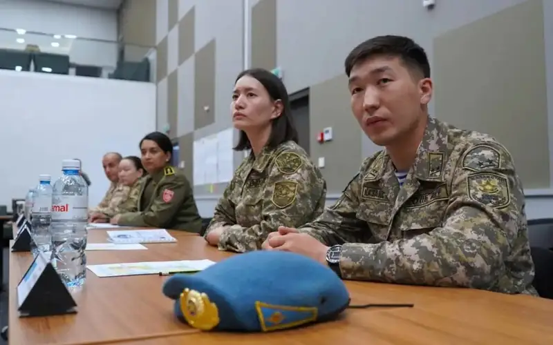 Армия, военнослужащие