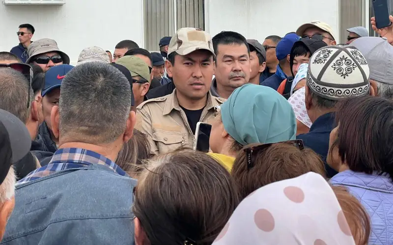 өтемақы, баспана мәселесін көтерді