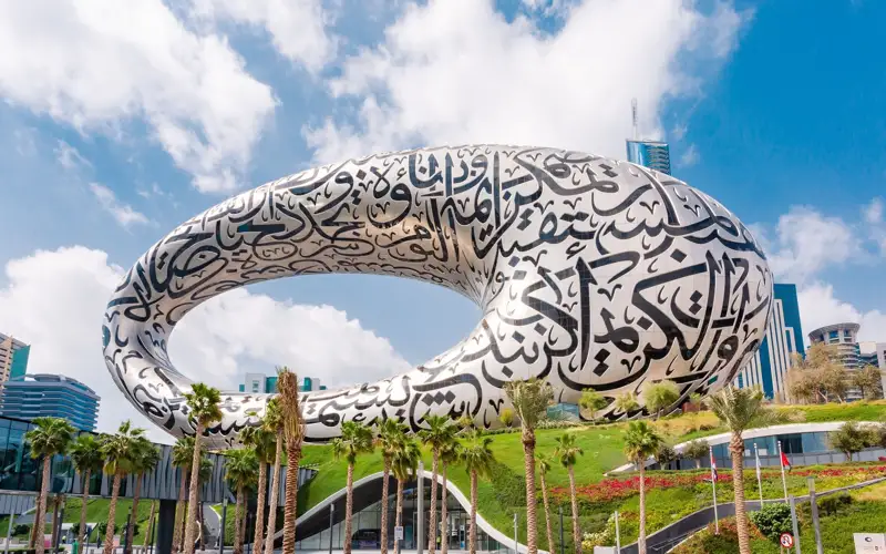 Dubai hosts world’s biggest AI prompt engineering challenge next week