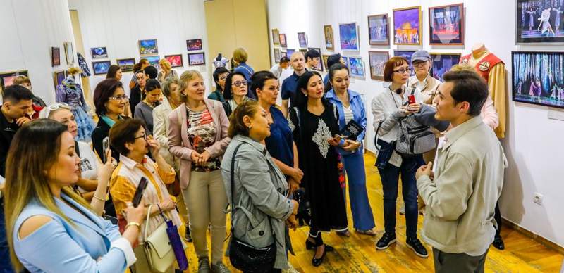 Выставку в честь 90-летия казахского балета открыли в Алматы