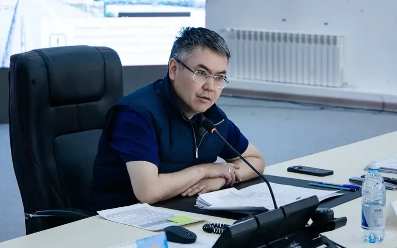 Вода дошла до Махамбетского района — аким области поручил усилить дежурство на опасных участках