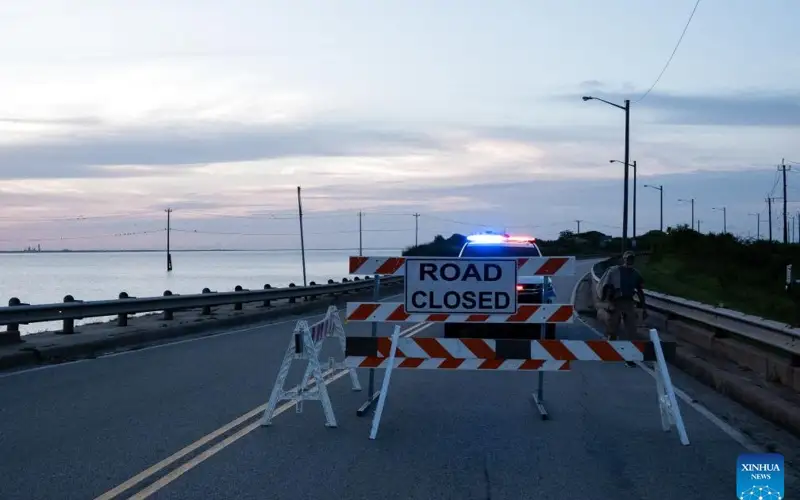 Up to 2,000 gallons oil may spill into Gulf of Mexico as barge hits bridge in U.S. Texas