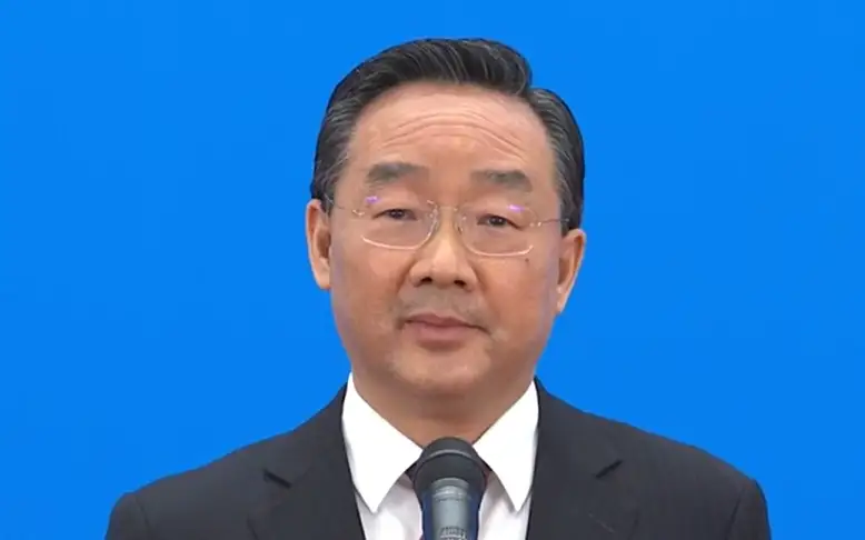 Тан Жэньцзянь 