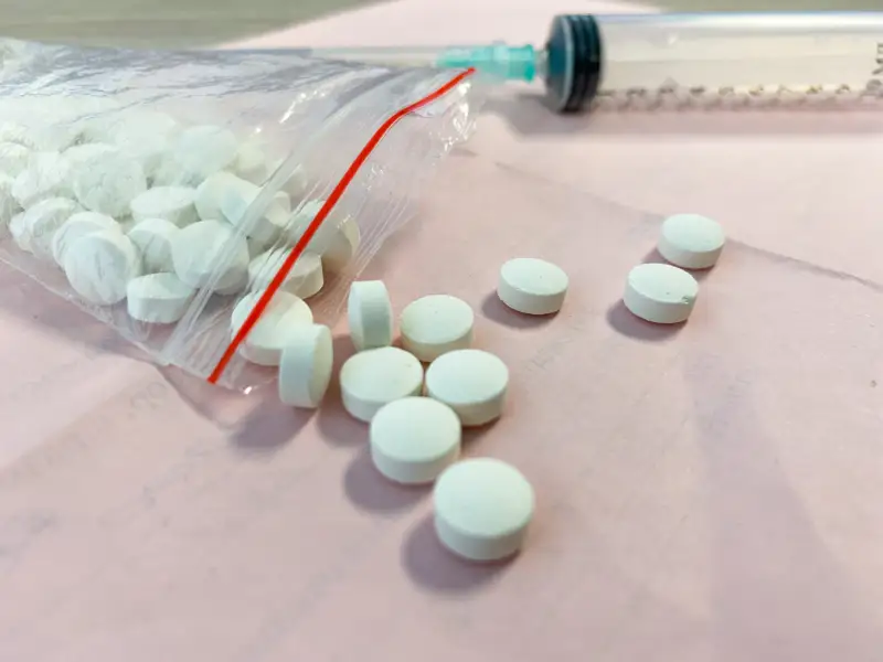 наркотики таблетки  есірткі