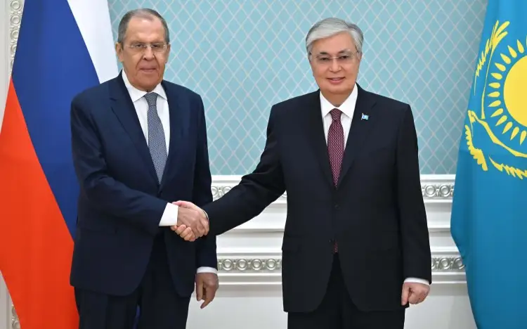 Kazakh President meets Russian FM Sergey Lavrov 