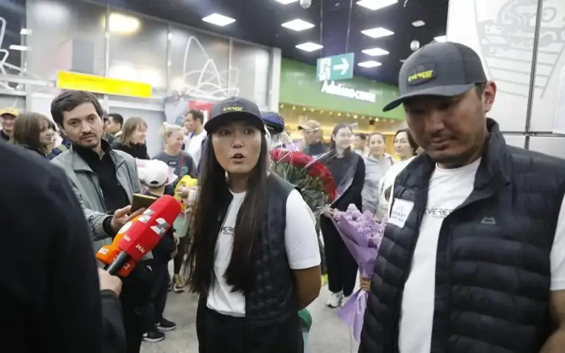 Анар Бурашева