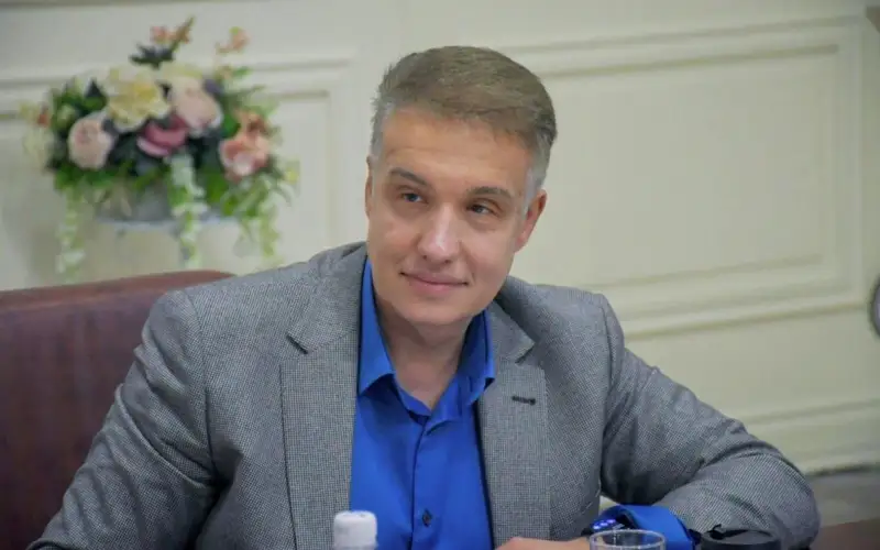 Из личного архива Игоря Шестакова - политолог