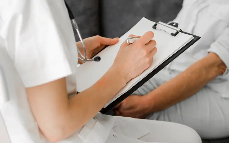 Один на один с проблемами — Минздрав об онкобольных в Казахстане