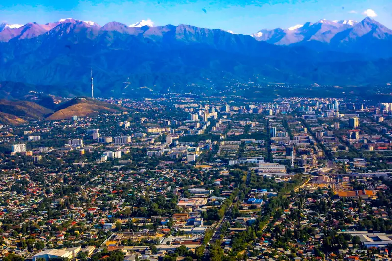 город Алматы қаласы вид сверху жоғарыдан көрініс