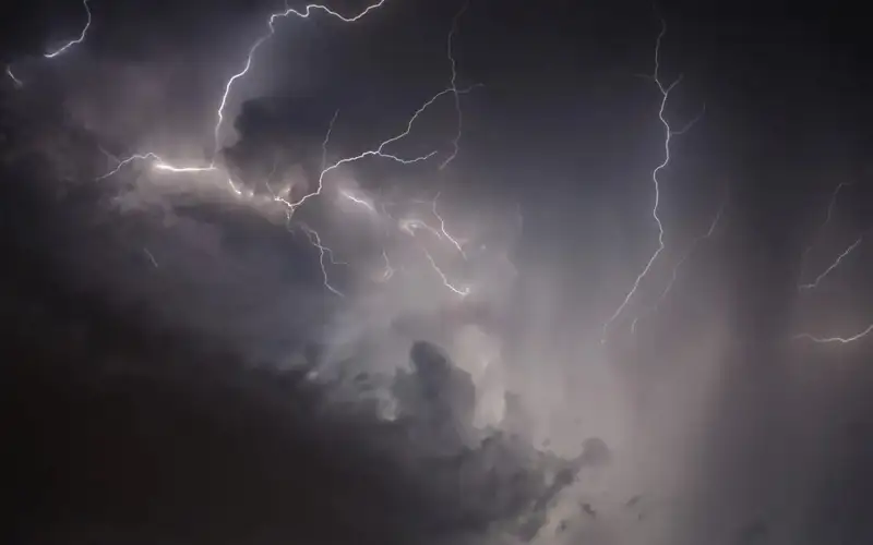thunderstorms 