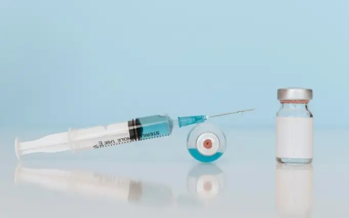 Премьер-министр Великобритании объявил позором сокрытие скандала с зараженной кровью