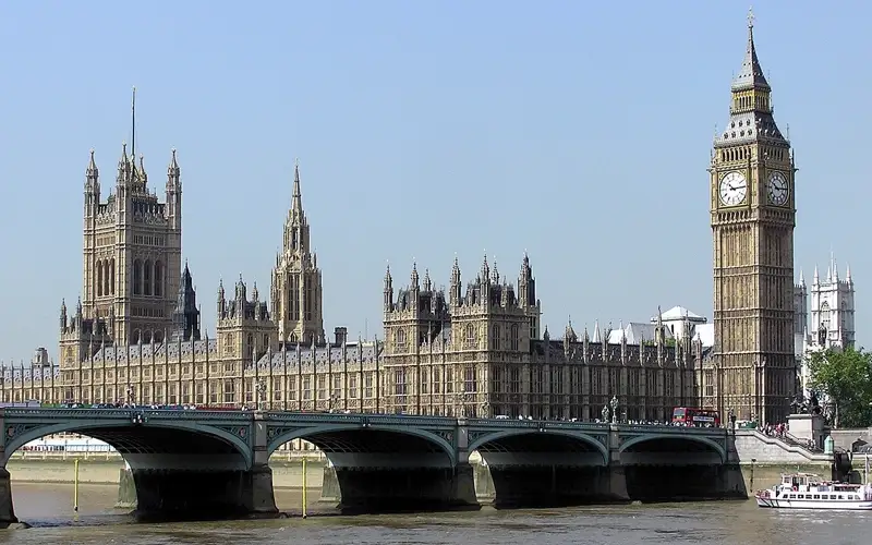 Парламент Великобритании