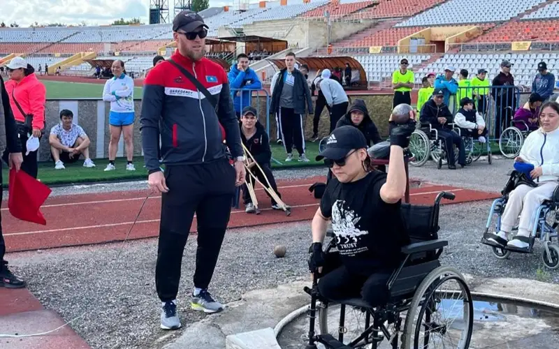 Около 100 спортсменов с особенностями участвуют в спартакиаде в Караганде