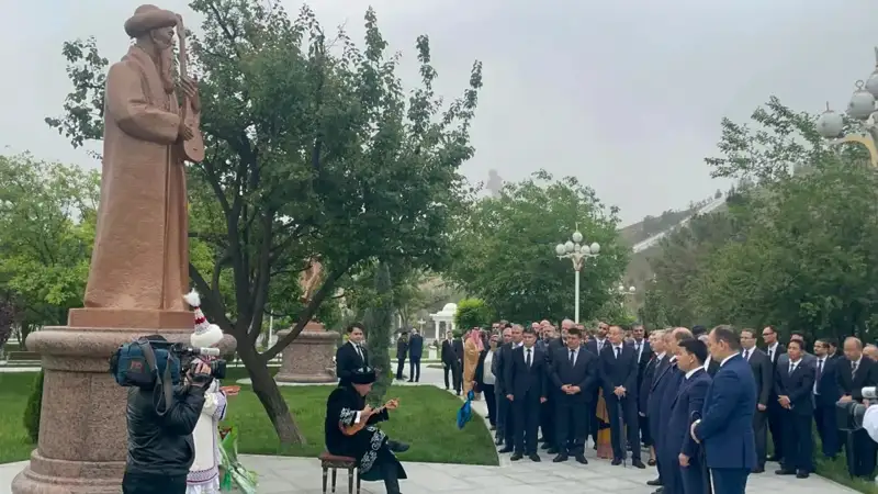 Monument to outstanding Kazakh kuishi Kurmangazy unveiled in Ashgabat