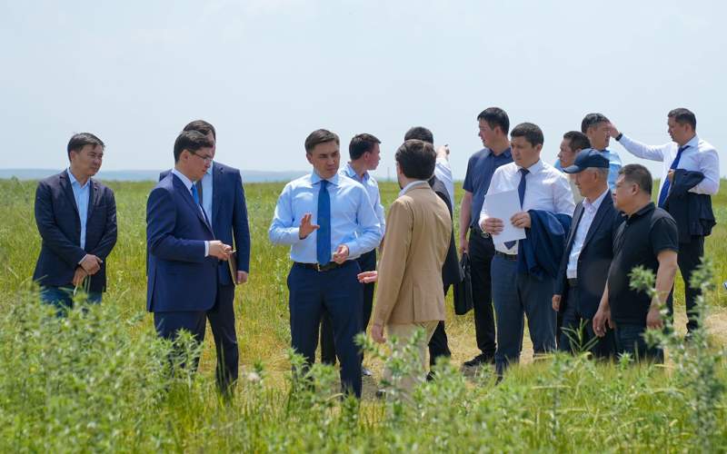 Shymkent qalasynyń ákimi Ǵabıt Syzdyqbekov pen «Fujian Hengwang Investment Co., Ltd» kompanııasynyń basqarma tóraǵasy Lıý ıÝnmın