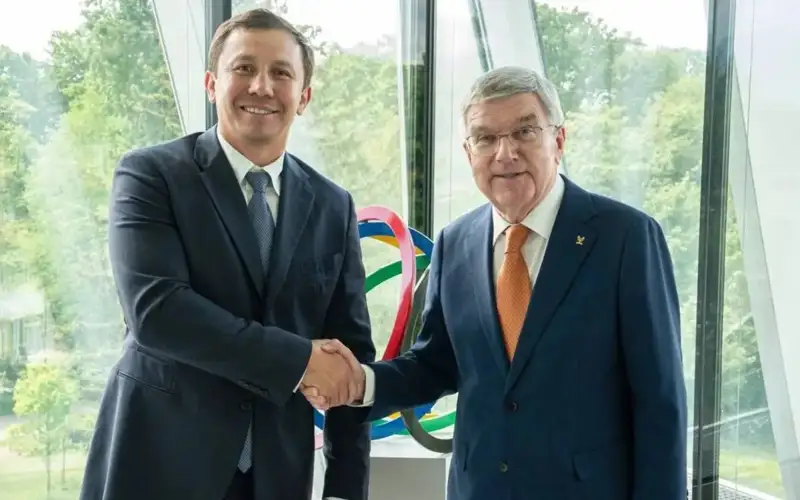 Gennady Golovkin meets IOC President Thomas Bach