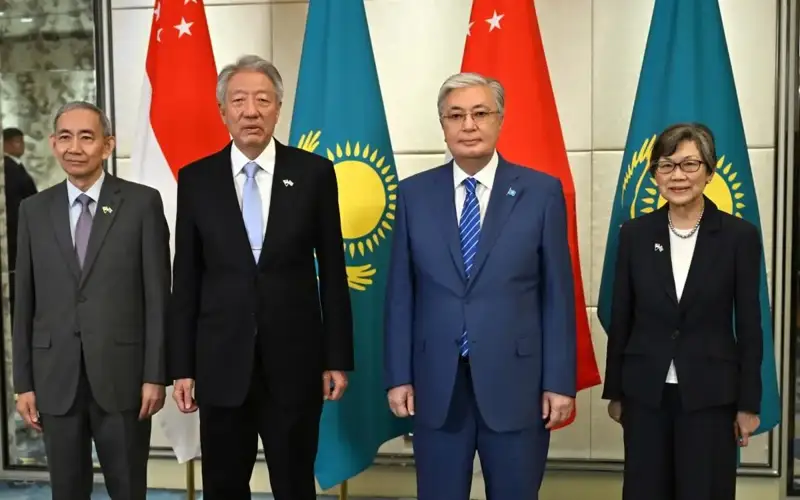 Қасим-Жомарт Тоқаев ва Тео Чи Хин