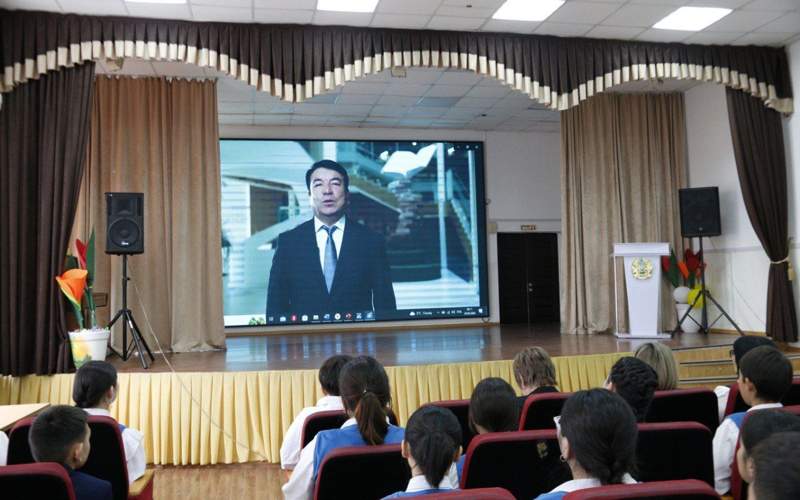 Единый классный час прошел в Акмолинской области