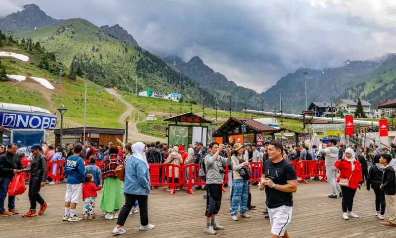 Шымбулак туристы Шымбұлақ туристтер