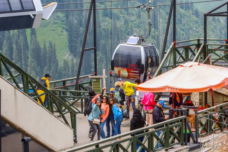 Шымбулак туристы Шымбұлақ туристтер