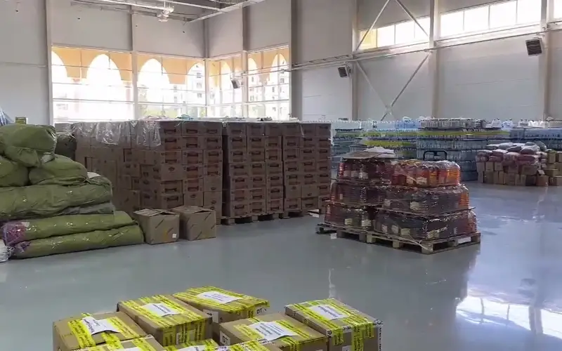 Около 1000 тонн гуманитарной помощи поступило в Атырау с начала ЧС