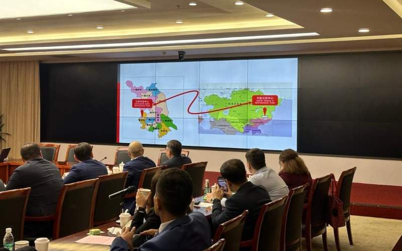哈萨克斯坦与中国江苏携手打造中亚商品销售平台