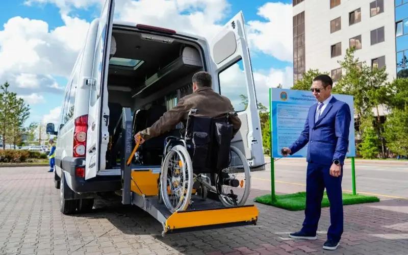 Количество инватакси увеличили в Астане