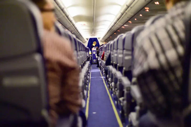 Борт самолета  ұшақ бортында