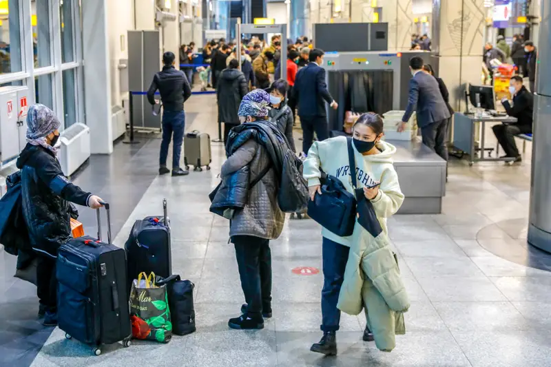 Аэропорт Алматы пассажиры Алматы әуежайы жолаушылар