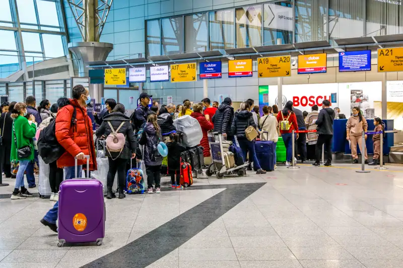 Аэропорт Алматы пассажиры Алматы әуежайы жолаушылар