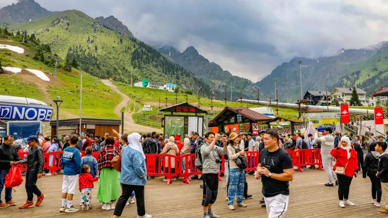 туризм, иностранные тревел-блогер, Алматы, горы, таулар,