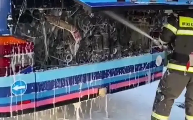 пожар в автобусе