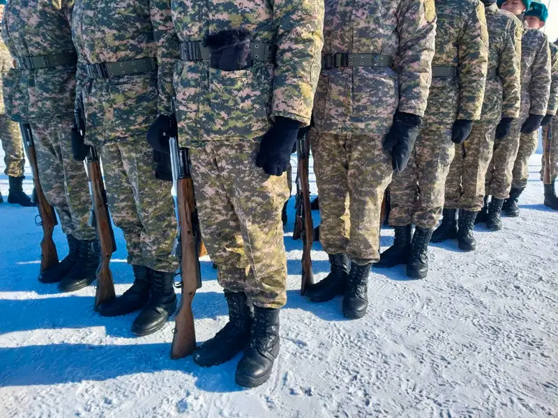 voennye soldat áskerı 