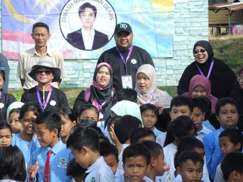 Oasis of Knowledge: Dimash fans opened a library at a rural school in Malaysia Oasis of Knowledge: Dimash fans opened a library at a rural school in Malaysia
