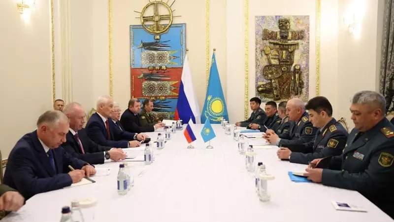 Алмати шаҳрида Қозоғистон ва Россия Мудофаа вазирлари музокара ўтказди Алмати шаҳрида Қозоғистон ва Россия Мудофаа вазирлари музокара ўтказди