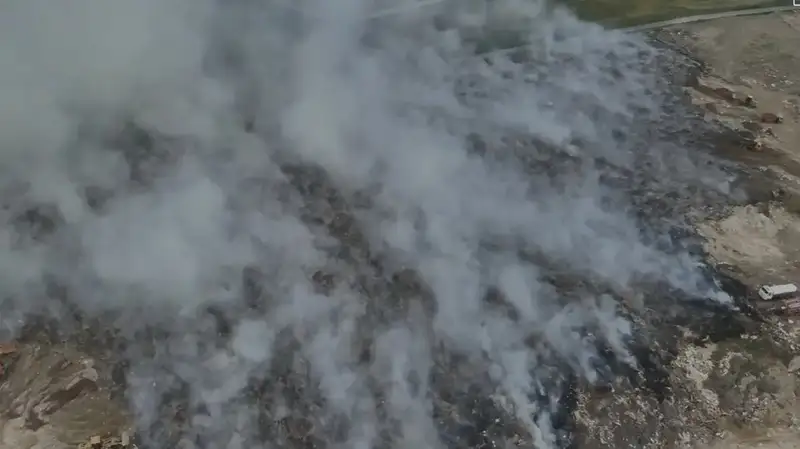 пожар на мусорном полигоне