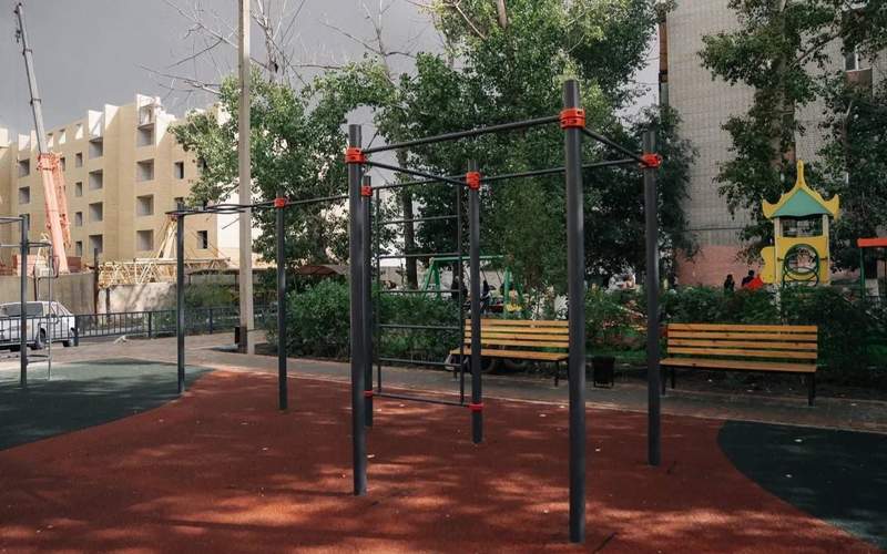 Благоустройство дворовых территорий продолжается в Семее