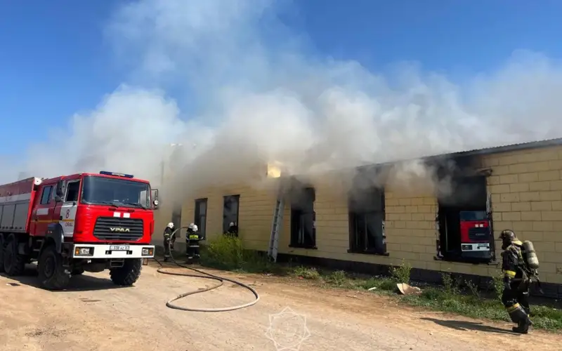 пожар, пожарная машина